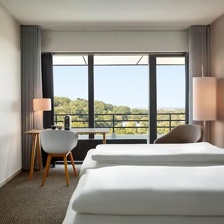 Hotel Comwell Hvide Hus Aalborg, Dolce By Wyndham 4*