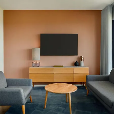 Comwell Hvide Hus Aalborg, Dolce By Wyndham 4* אולבורג