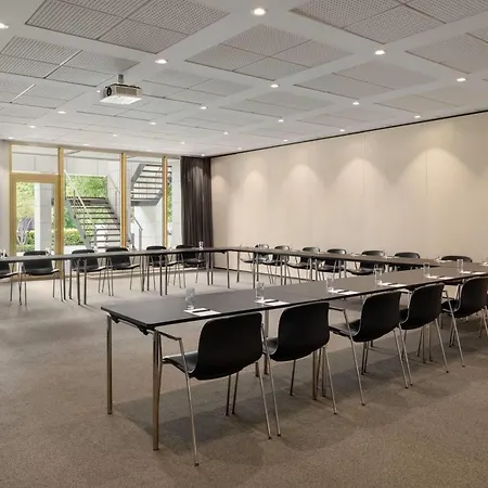 Comwell Hvide Hus Aalborg, Dolce By Wyndham Otel Aalborg