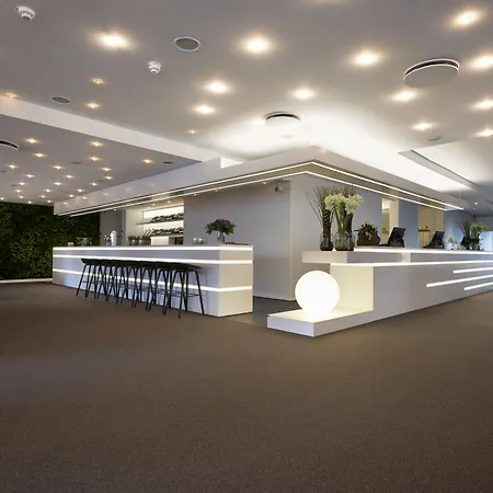 Comwell Hvide Hus Aalborg, Dolce By Wyndham Otel Aalborg