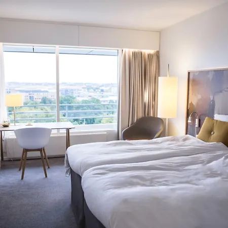 Comwell Hvide Hus Aalborg, Dolce By Wyndham Otel 4*