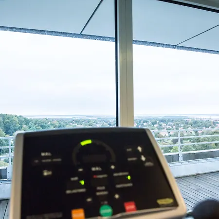 Comwell Hvide Hus Aalborg, Dolce By Wyndham Otel 4*