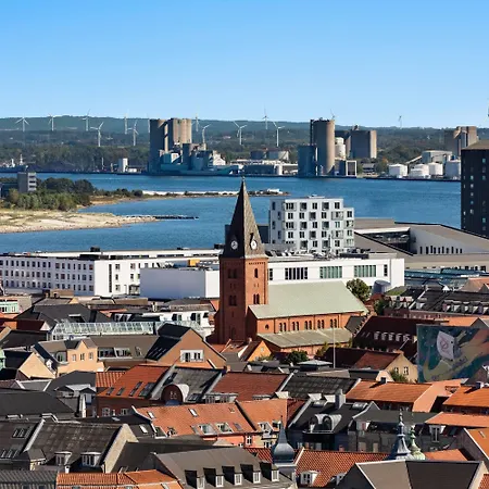 Comwell Hvide Hus Aalborg, Dolce By Wyndham 4*