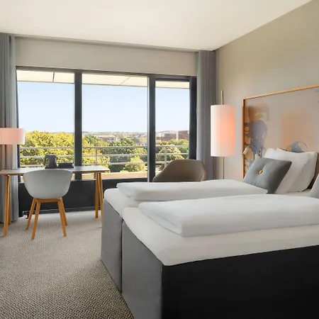 Otel Comwell Hvide Hus Aalborg, Dolce By Wyndham 4*
