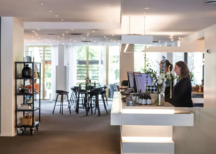 Hotel Comwell Hvide Hus Aalborg, Dolce By Wyndham 4*