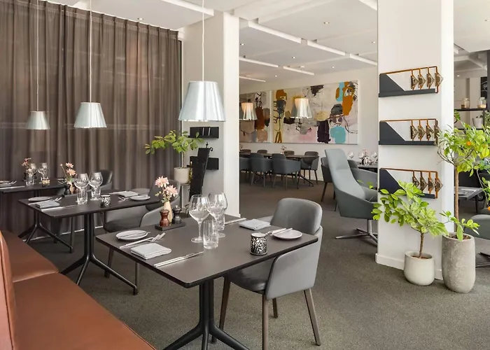 Comwell Hvide Hus Aalborg, Dolce By Wyndham Hotel 4*