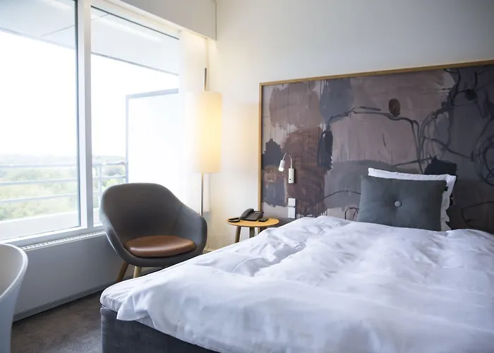 Comwell Hvide Hus Aalborg, Dolce By Wyndham Hotel 4*